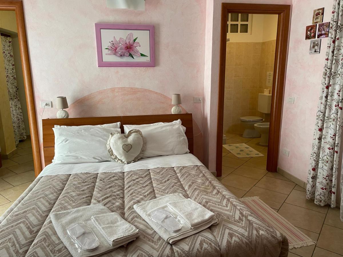 Hotel Diffuso Il Portichetto Vezio Perledo Eksteriør billede